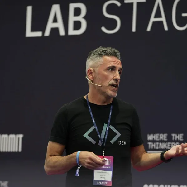 Ricardo QSP Summit | Ricardo Queirós at the Lab Stage of the QSP SUMMIT, talking about “Digital Health”.